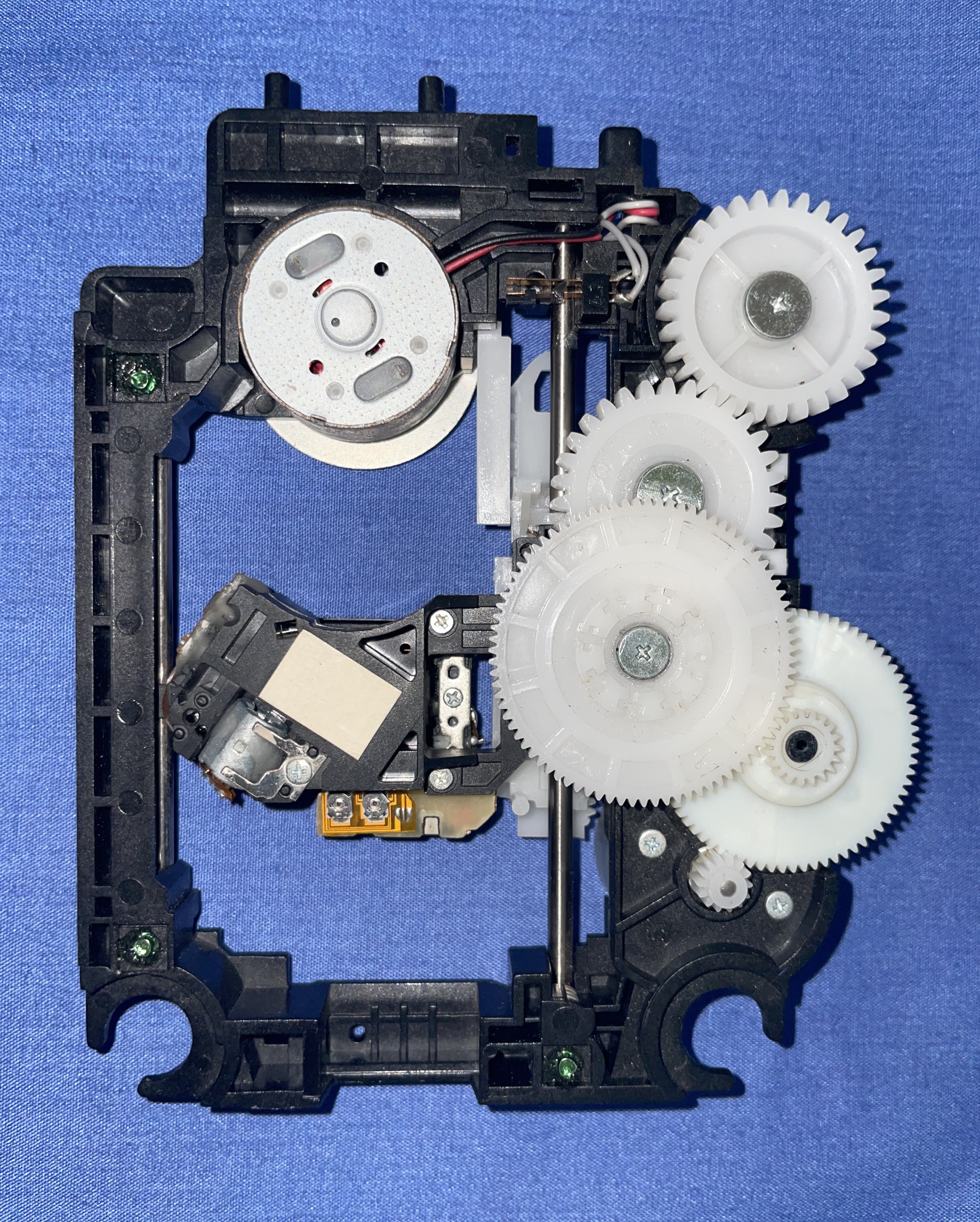 DVD机芯齿轮组件